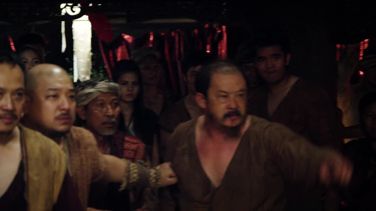Pěsti ze železa 2 (RZA,Grace Huang,Seigi Ozeki 2015 Akční Bdrip 1080p ) Cz dabing mkv