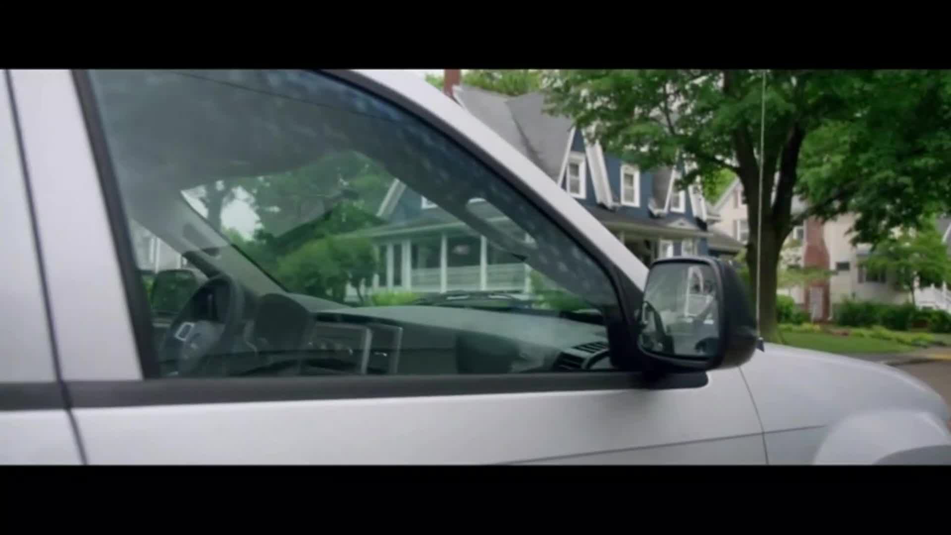 Jako v bavlnce (Rosamund Pike,Peter Dinklage,Eiza González 2020 Dráma Thriller Drama Bdrip 1080p ) Cz dabing mkv