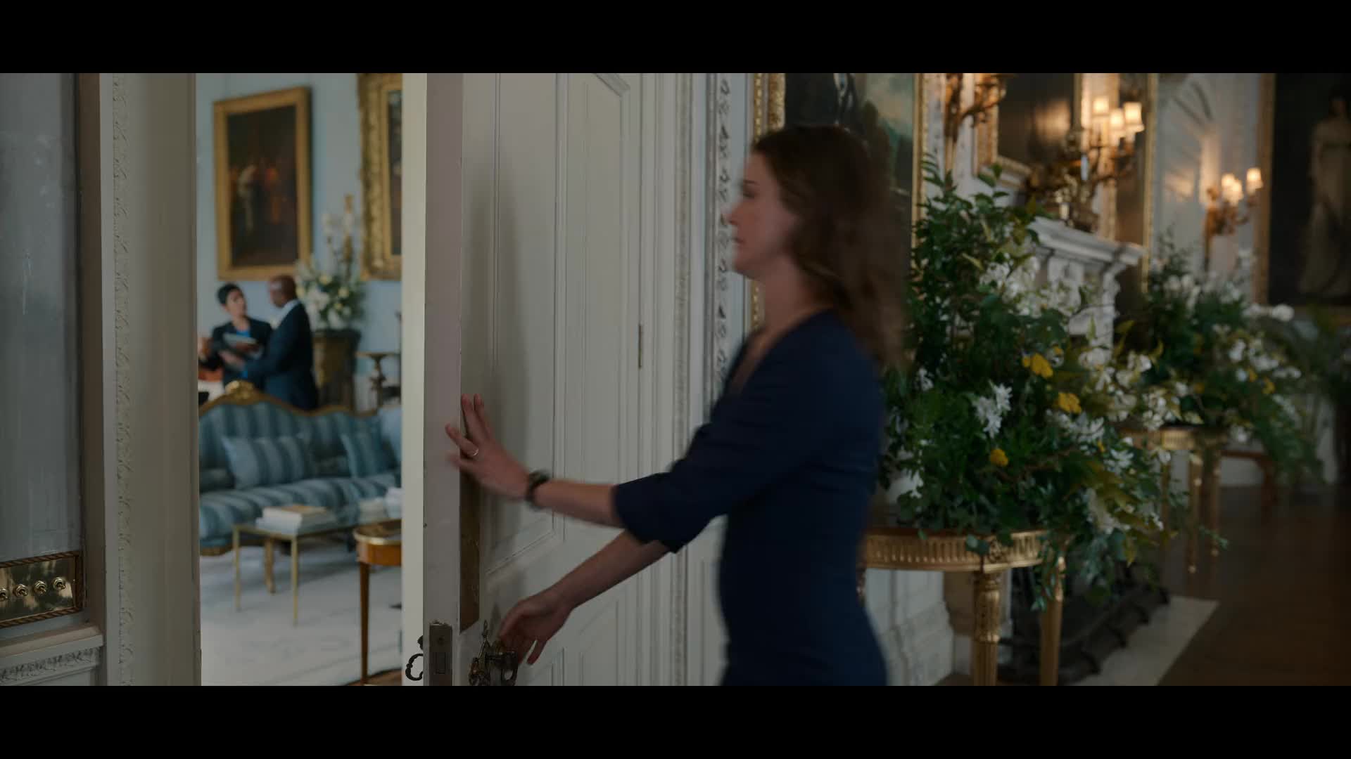 Diplomatické vztahy S01E03 Zmatené ovoce (2023) thriller czdab mkv