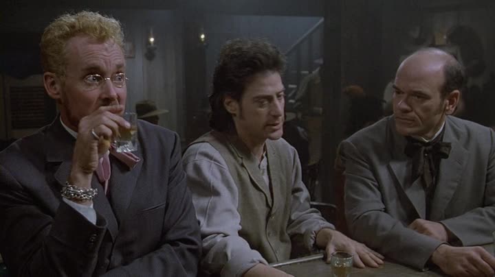 Prepadeni na vychode 1994 WEBRip x264 CZ Dabing mkv