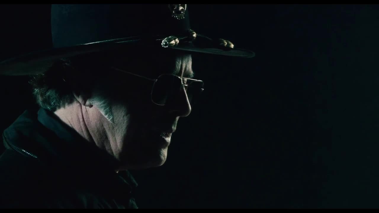 Machete (Danny Trejo,Robert De Niro,Jessica Alba,Steven Seagal 2010 Akční Krimi Thriller Bdrip 1080p ) Cz dabing avi