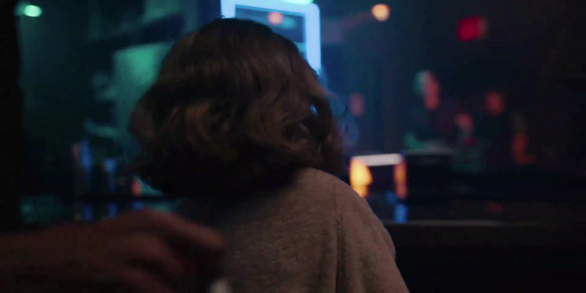 Ezra (Bobby Cannavale, William A Fitzgerald, Rose Byrne, Robert De Niro 2023 Drama Komedie Bdrip 1080p ) en+Cz dabing mp4