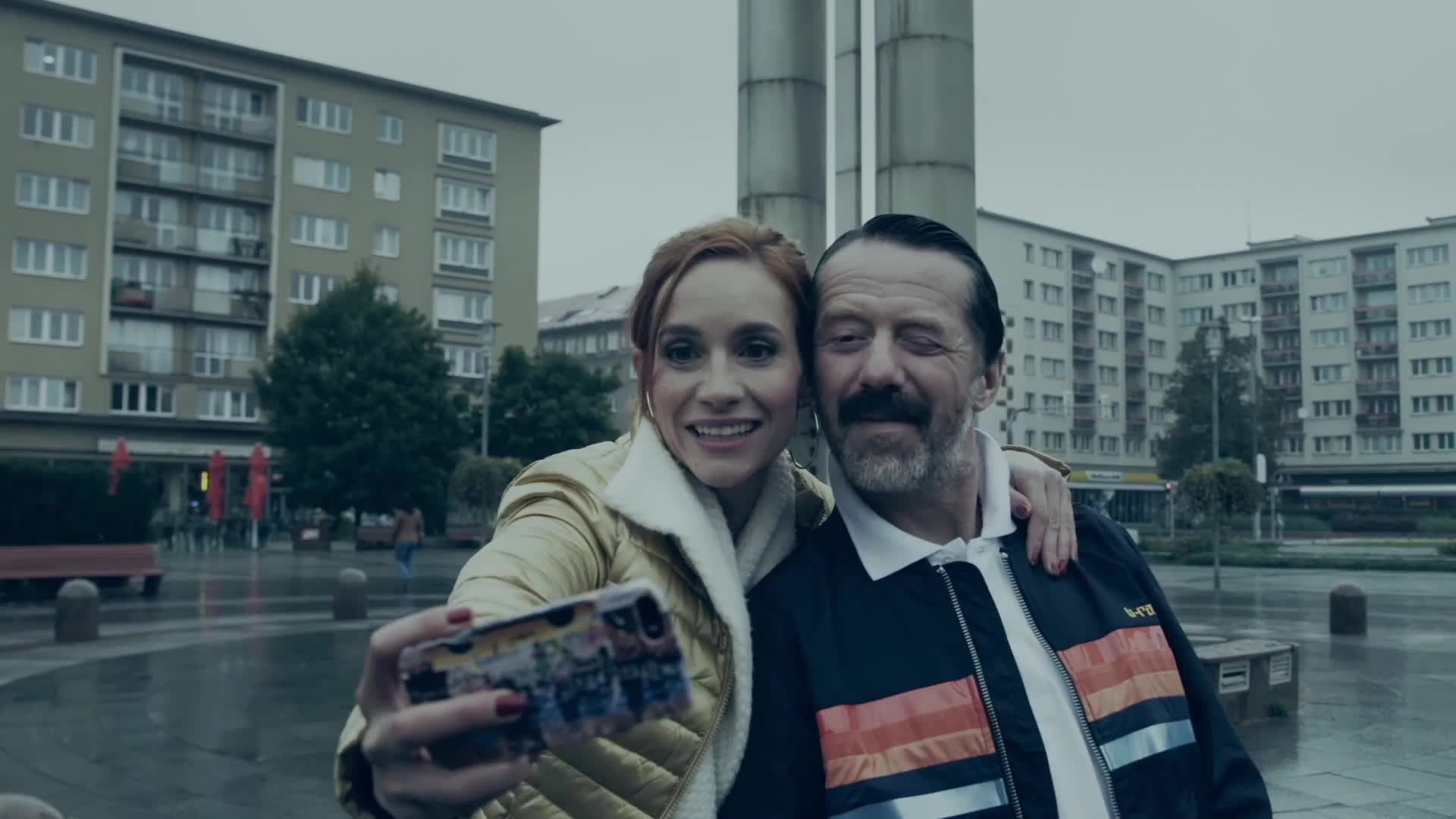 Lajna Bonusy S00E09 23 2019 CZ dab 1080p Zemřel král malých rolí Norbert Lichý hrál rolbaře v seriálu Lajna mp4