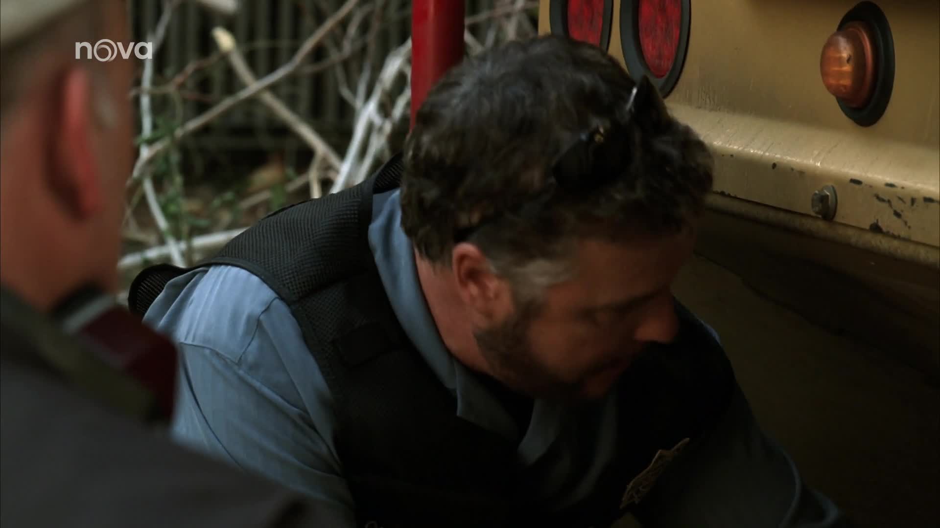 Kriminálka Las Vegas S05E06 25 2004 CZ dab 1080p Noční můra Gila Grissoma mp4