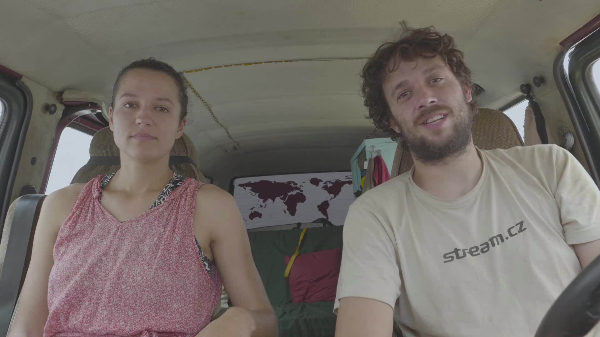 Busny Bonusy S01E14 28 2017 CZ dab 1080p Busny chystají něco velkého, ale až příště mp4