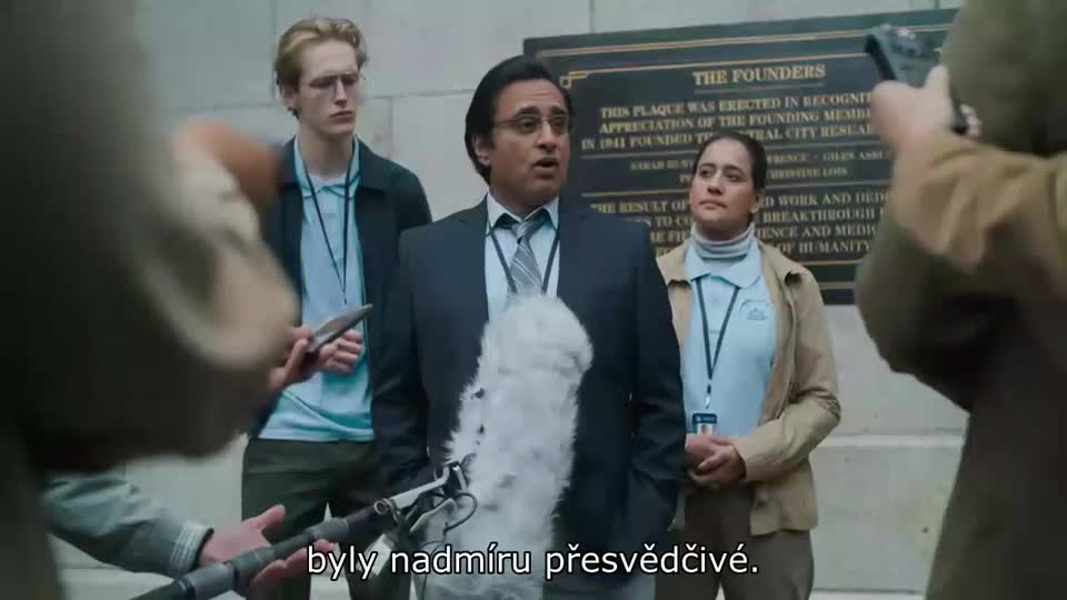 Flash (Ezra Miller, Michael Keaton, Ben Affleck 2023 Akční Dobrodružný Fantasy Sci Fi Bdrip 1080p ) Sk dabing mp4