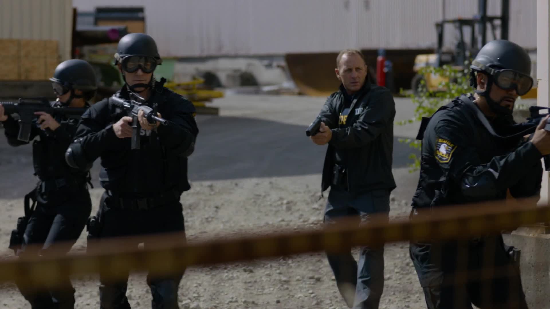 Swat Under Siege 2017 [ENG1080p] mp4