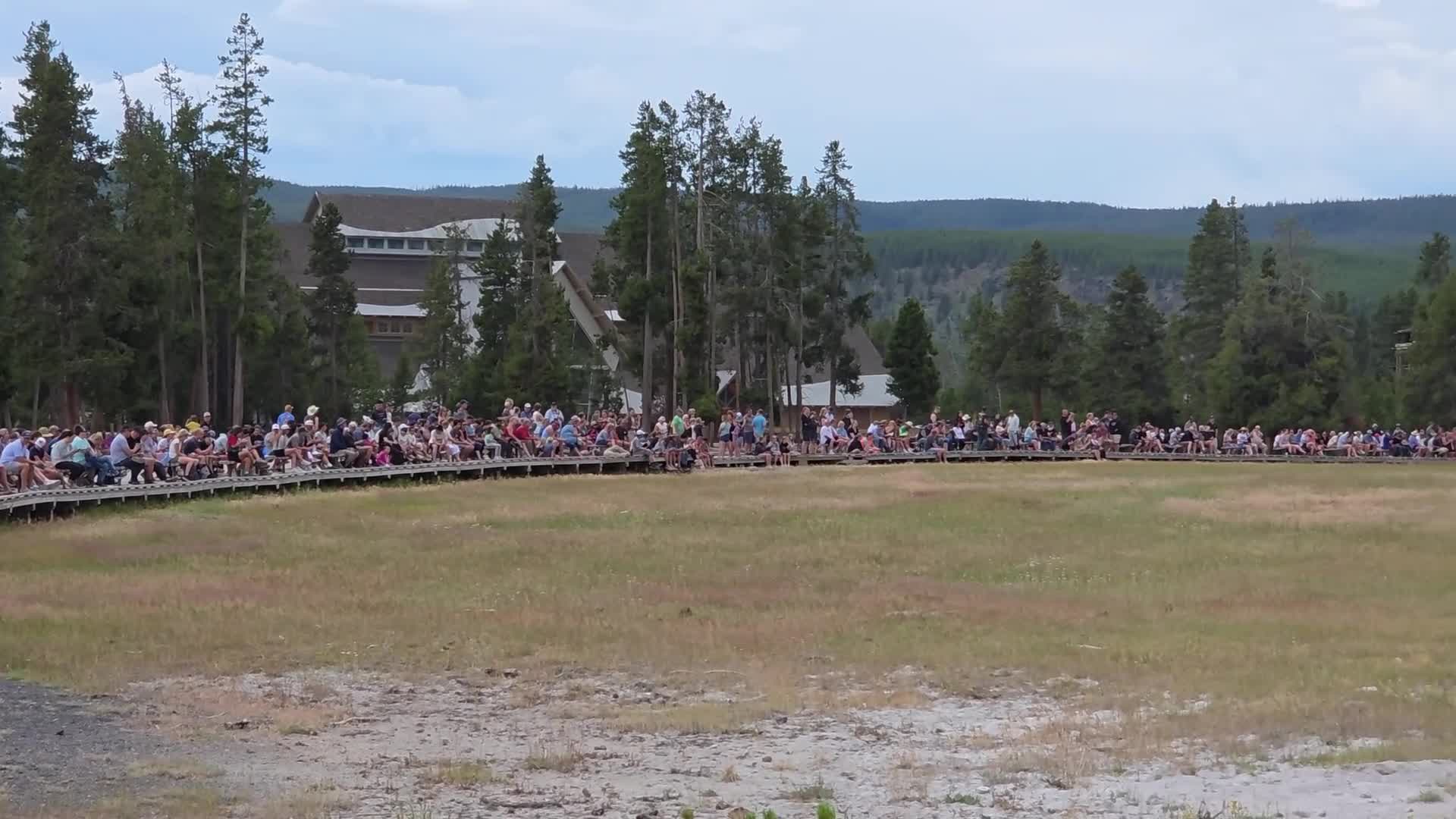 Nadoraz DEATH VALLEY S02E12 30 2025 SK dab 1080p Obtiažna cesta na najchladnejšie miesto v USA Peter Sinks mp4