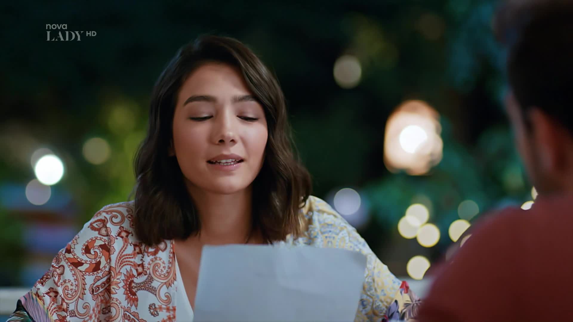 Na každém kroku E99 Demir a Selin sestřih seriálu romantické scény.mkv