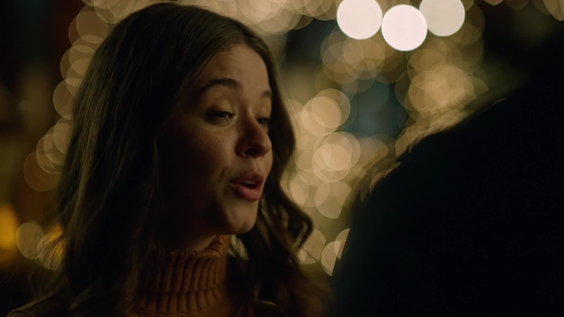 Vánoce na hřebíku (A Carpenter Christmas Romance) Andrea (Sasha Pieterse) Seth (Mitchell Slaggert) sestřih romantických scén.mkv