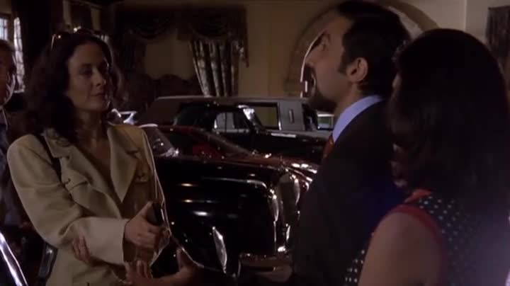Podvodníček v ráji (Paolo Villaggio,Flavio Insinna,Antonella Attili 1998 Komédie Bdrip 1080p ) Cz dabing mp4