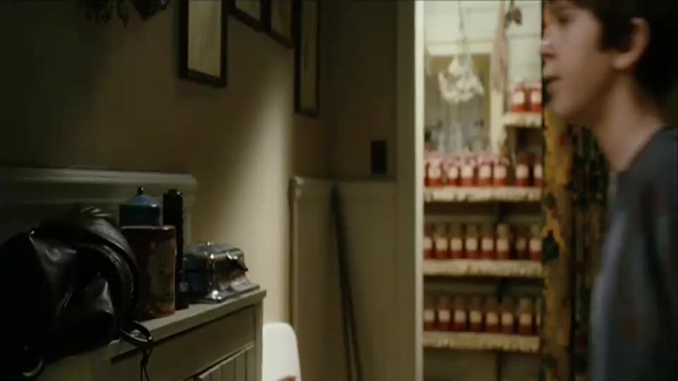 Kronika rodu Spiderwicků (Freddie Highmore,Andrew McCarthy,Izabella Miko 2008 Dobrodružný Rodinný Fantasy Bdrip 1080p ) Cz dabing mp4