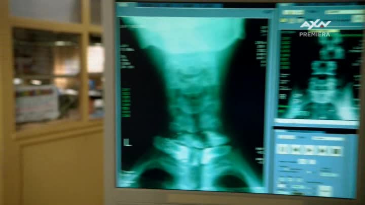 Combat Hospital Válečná nemocnice S01E10 Reason to Believe (2011) drama válečný czdab avi