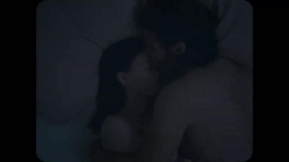 Přízrak (Casey Affleck,Rooney Mara,Will Oldham 2017 Drama Fantasy Romantický Poetický Bdrip 1080p ) Cz dabing avi