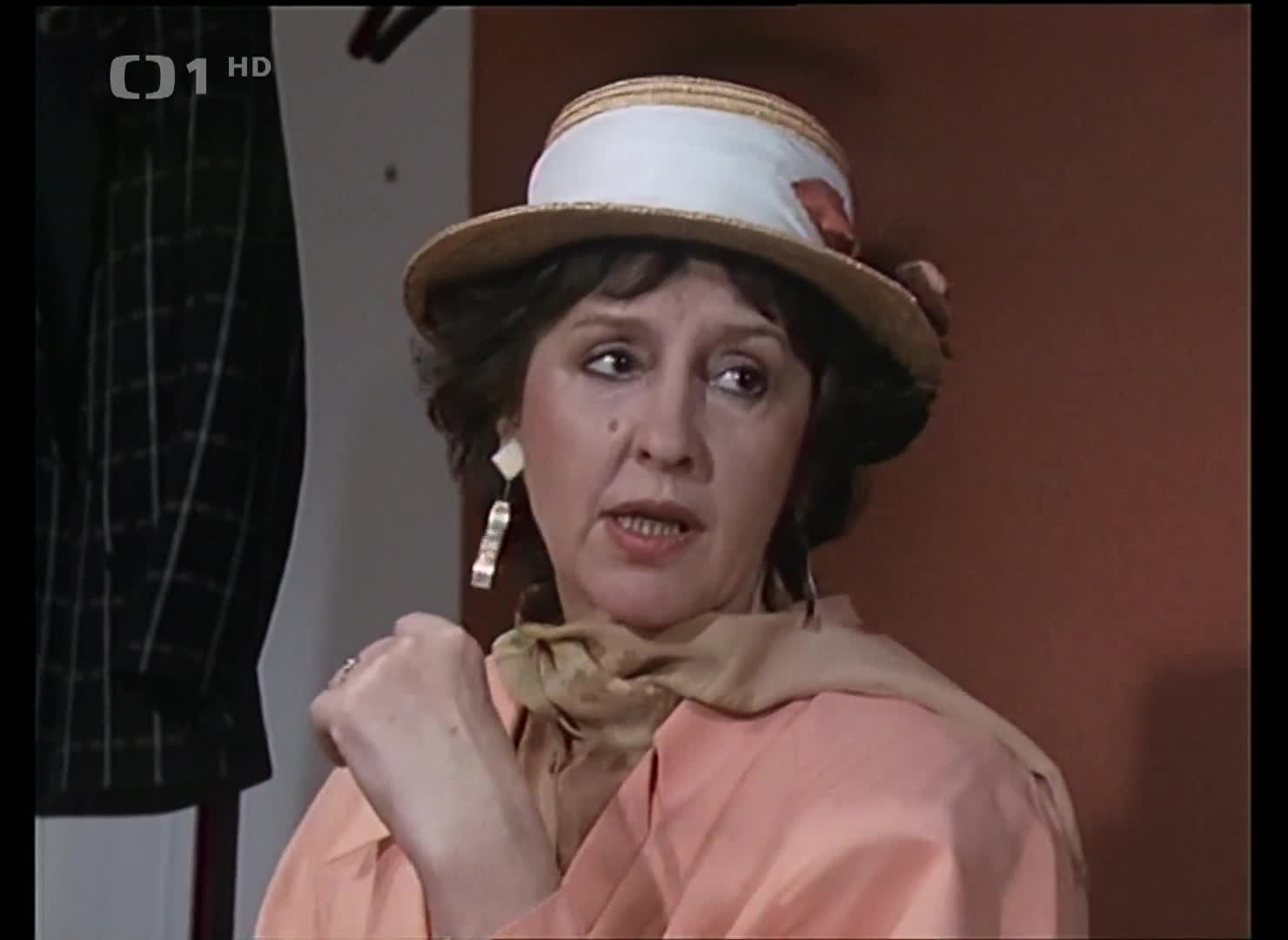 Arabela se vraci aneb Rumburak kralem Rise pohadek 01 Pomoc za kopcem je obr (cz 1080p) mkv