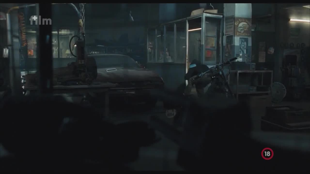 Hledá se hrdina Zrození hrdiny (2008) akční krimi thriller czdab mp4