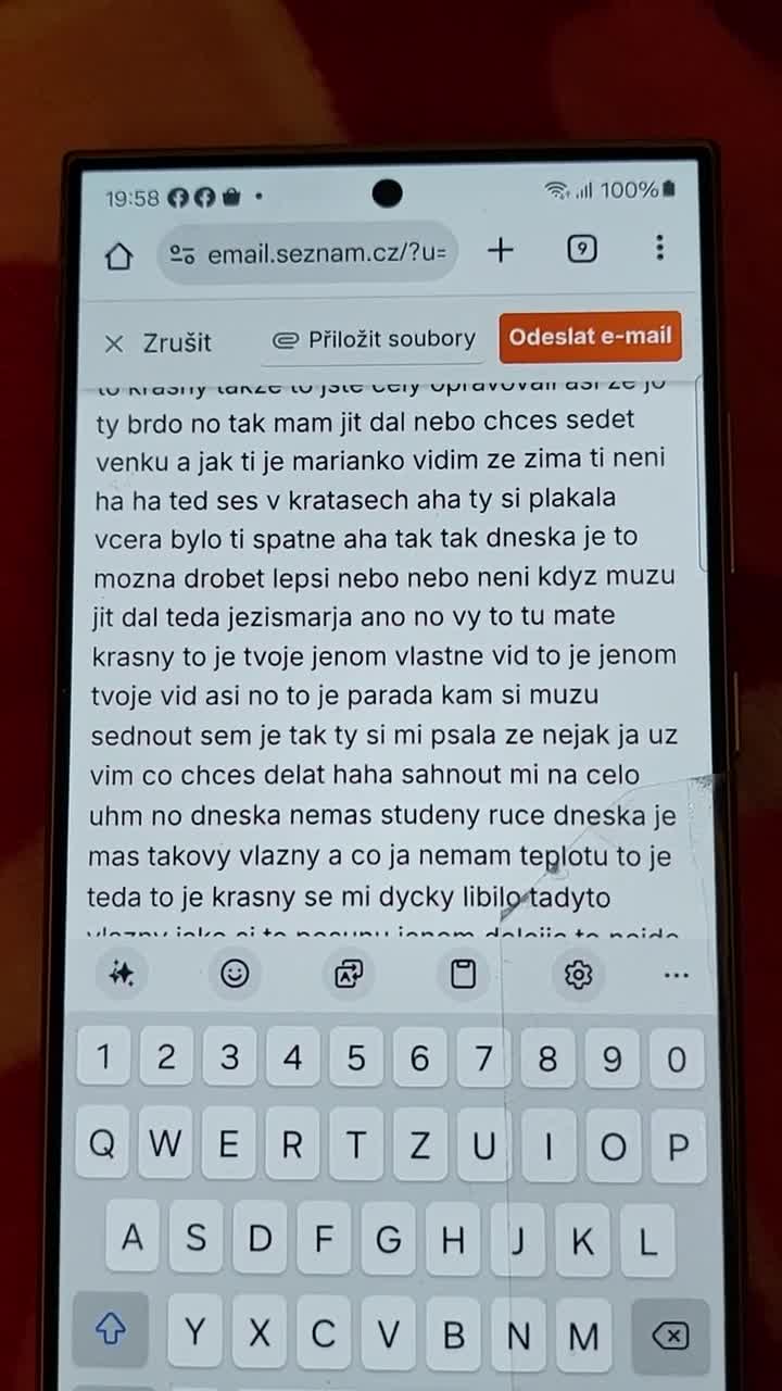 1 10 2025 princezna Marianka Mimapinková nahrála psaní Lucinky z 20 10 2014 mp4