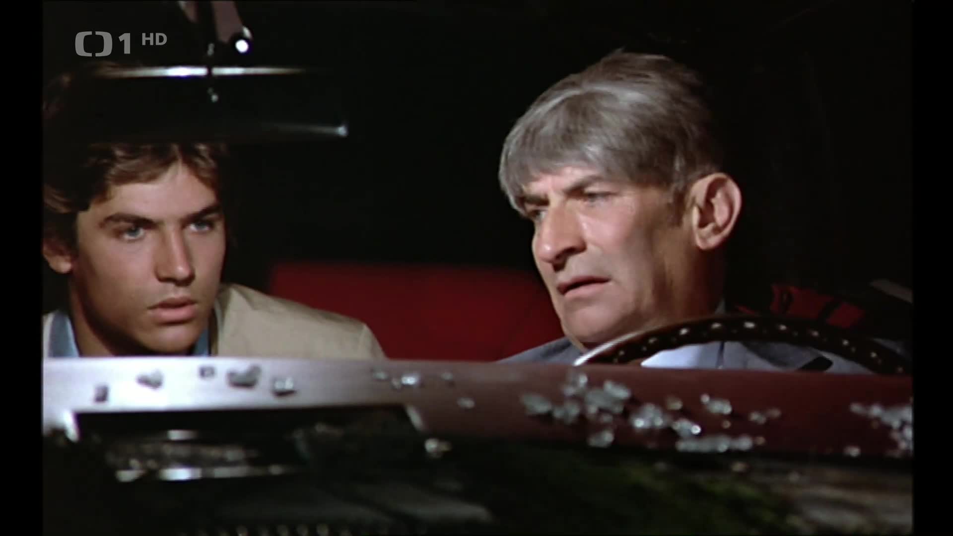 Na stromě {1971} komedie 1080p mkv