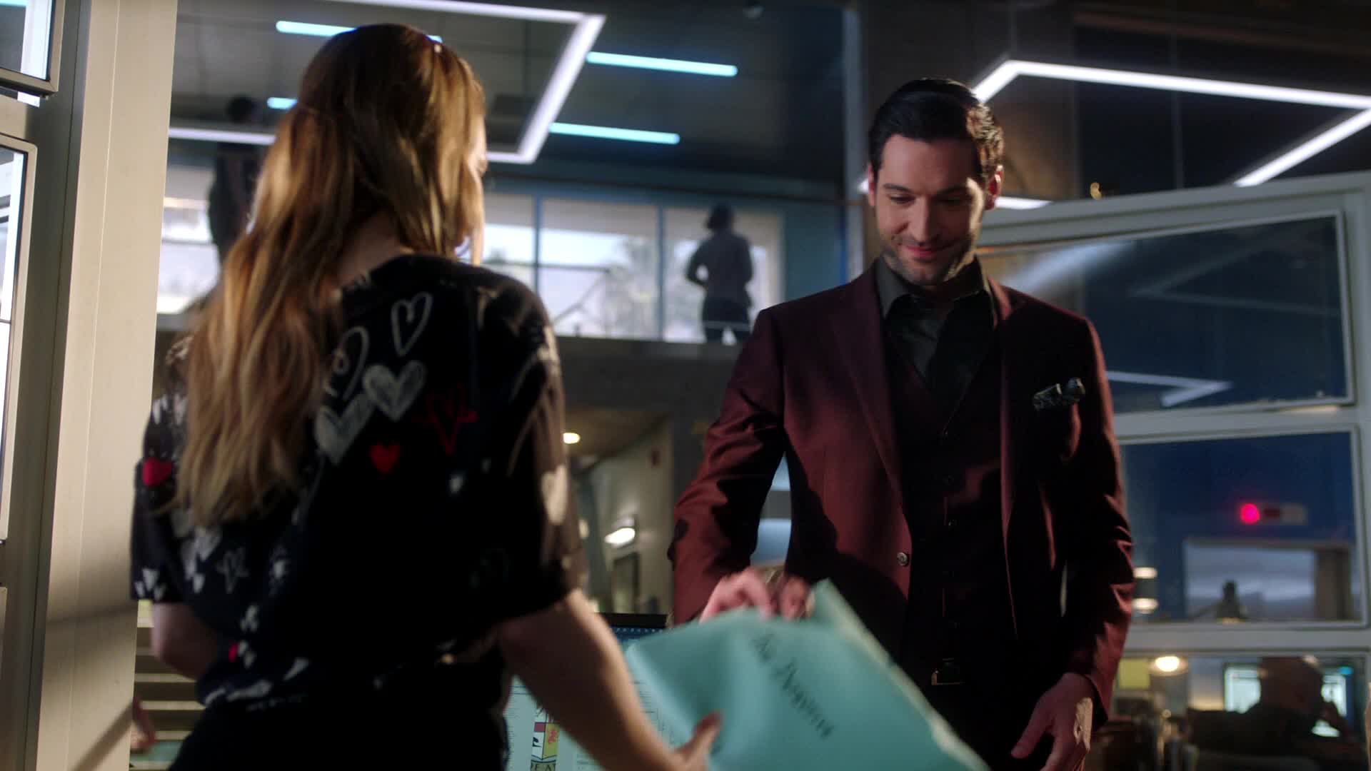 Lucifer S03E22 26 2017 CZ dab 1080p Všechno pro Chloe mkv