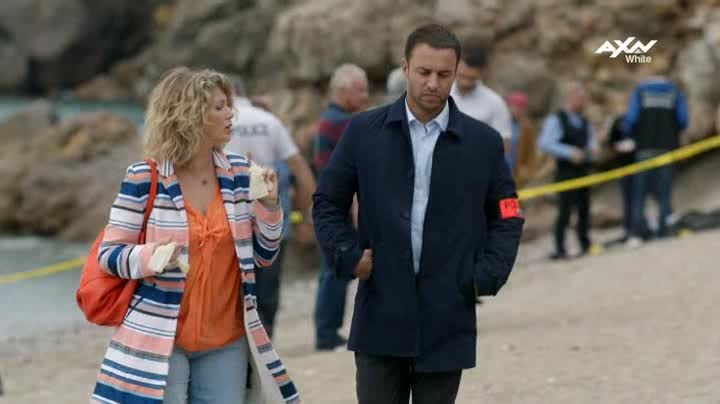 Policajtka Barbie 06x04 Lehko lhát někomu, kdo je zdaleka avi