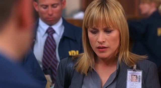 medium 02×17 Štěstí v lásce (Lucky in Love) avi