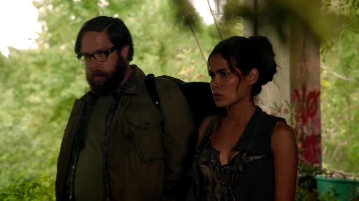 Revoluce S01E07 Dětská křížová výprava (2012) akční dobrodružný Sci Fi czdab avi