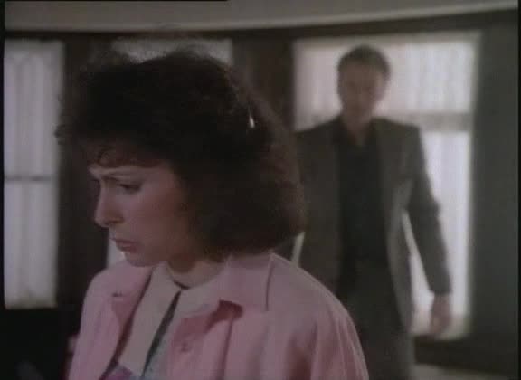 MacG 2x14 Novy zivot avi