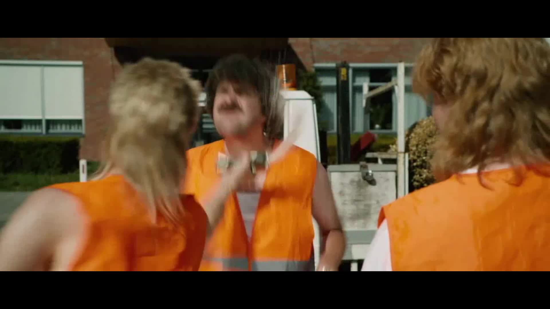 New Kids Turbo (2010) akční komedie czdab mkv