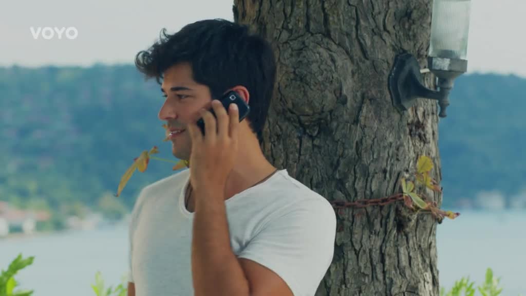 Nekonečná láska Kemal (Burak Özçivit) a Nihan (Neslihan Atagül).mp4