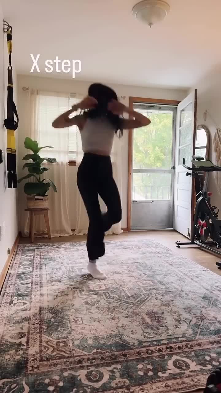 310 Best Shuffle Girl Dance Music Video 2025 On A Viral Tiktok Song❤️ mp4