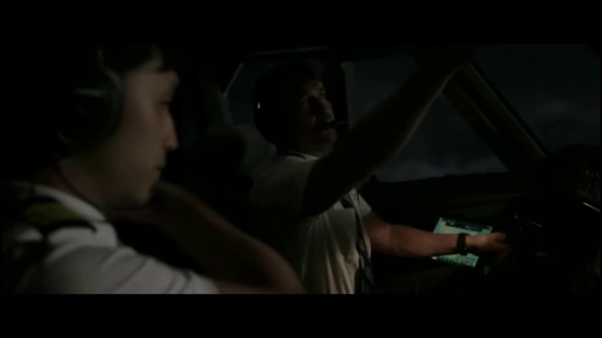Mayday Plane (Gerard Butler,Mike Colter,Daniella Pineda 2023 Akční Thriller Dobrodružný) Cz dabing mkv