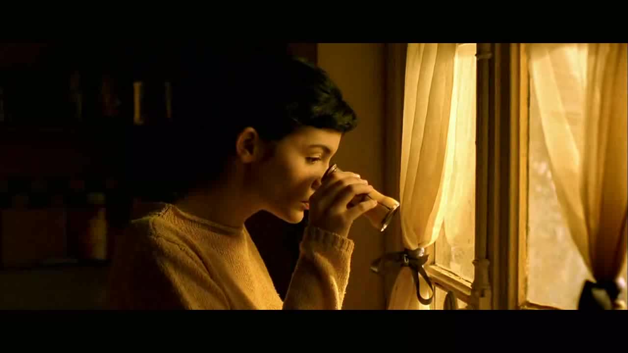 Amélie z Montmartru (Audrey Tautou Mathieu Kassovitz Rufus 2001 Komedie Drama Romantický) Cz dabing avi