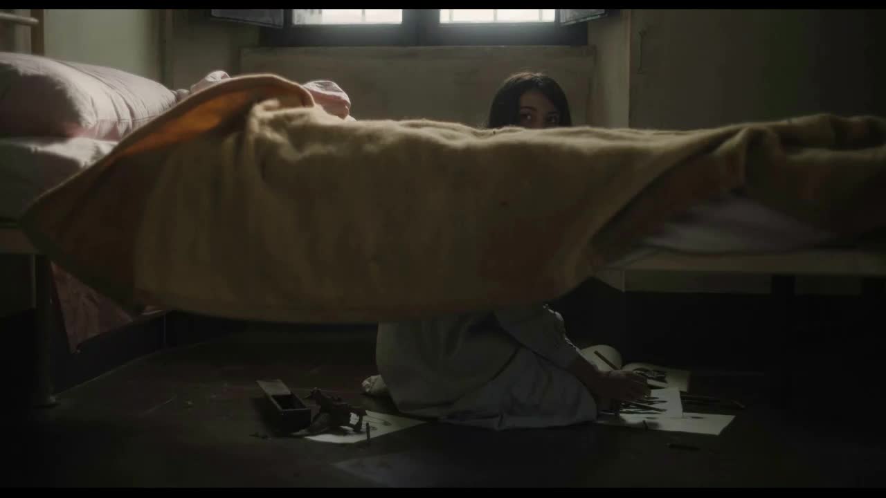 První znamení Přichází satan! (Nell Tiger Free,Sônia Braga,Ralph Ineson 2024 Horor Bdrip 1080p ) Ang dabing Cz titulky mp4