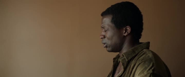 Jeho dům His House (2020) horor thriller cztit vložené avi