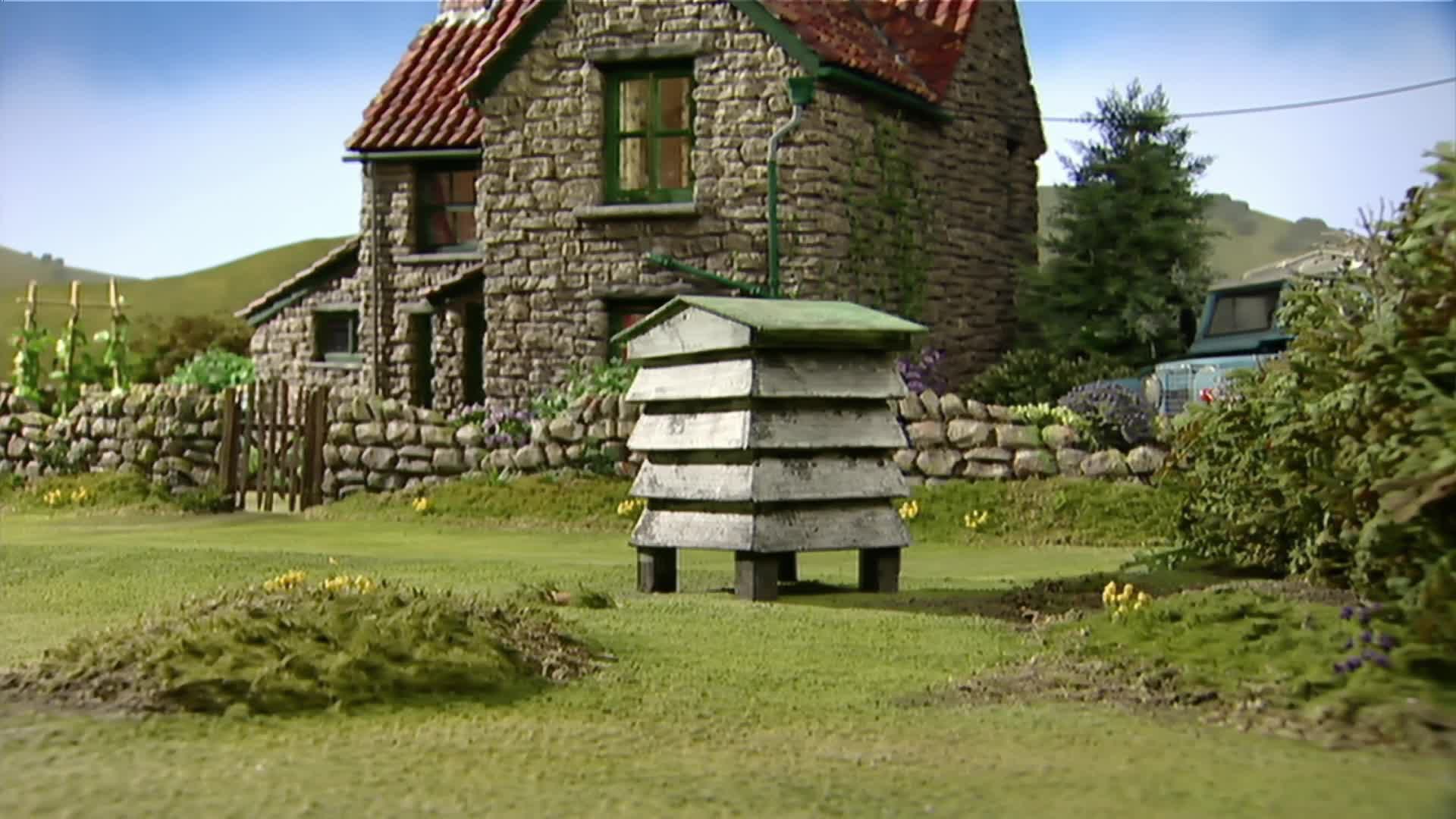 Ovecka Shaun S01E13 Hukot vcel [Buzz Off Bees] (en 1080p) mp4