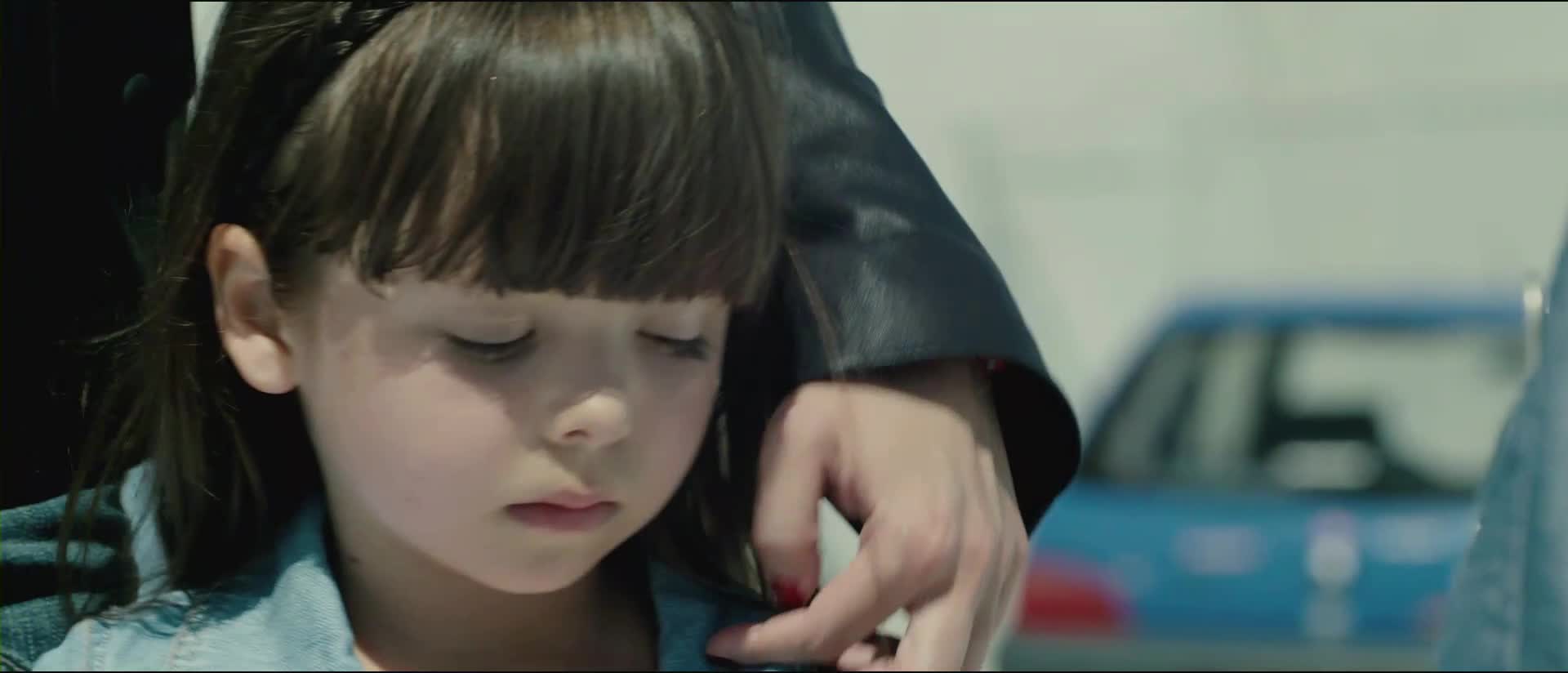 Nebezpečná kořist (Albert Dupontel, Alice Taglioni, Stéphane Debac 2011 Thriller Krimi Akční Bdrip 1080p ) Cz Sk dabing mkv