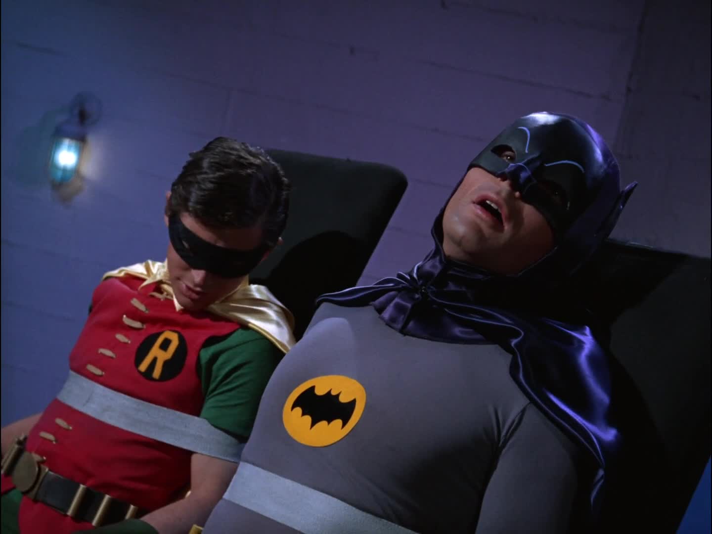 Batman 1966 S01E34 [ENG1080p] mp4