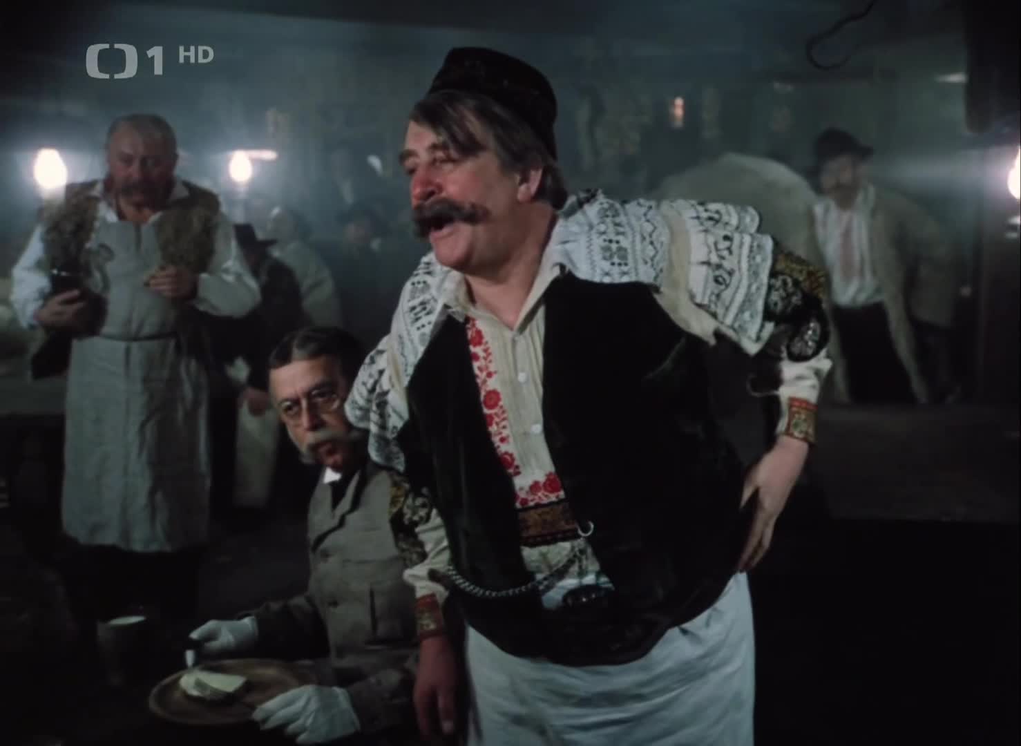 Tajemství hradu v Karpatech 1981 CZ dab mp4