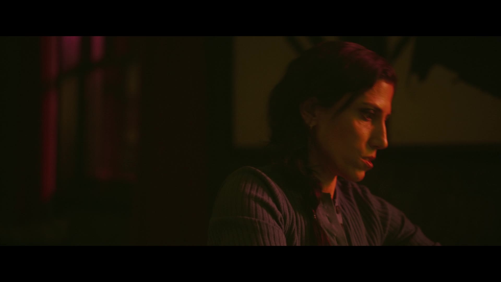 Dexter Vzkříšení (2025) S01E03 Kecal, který mluví do řízení CZ EN Dabing mkv