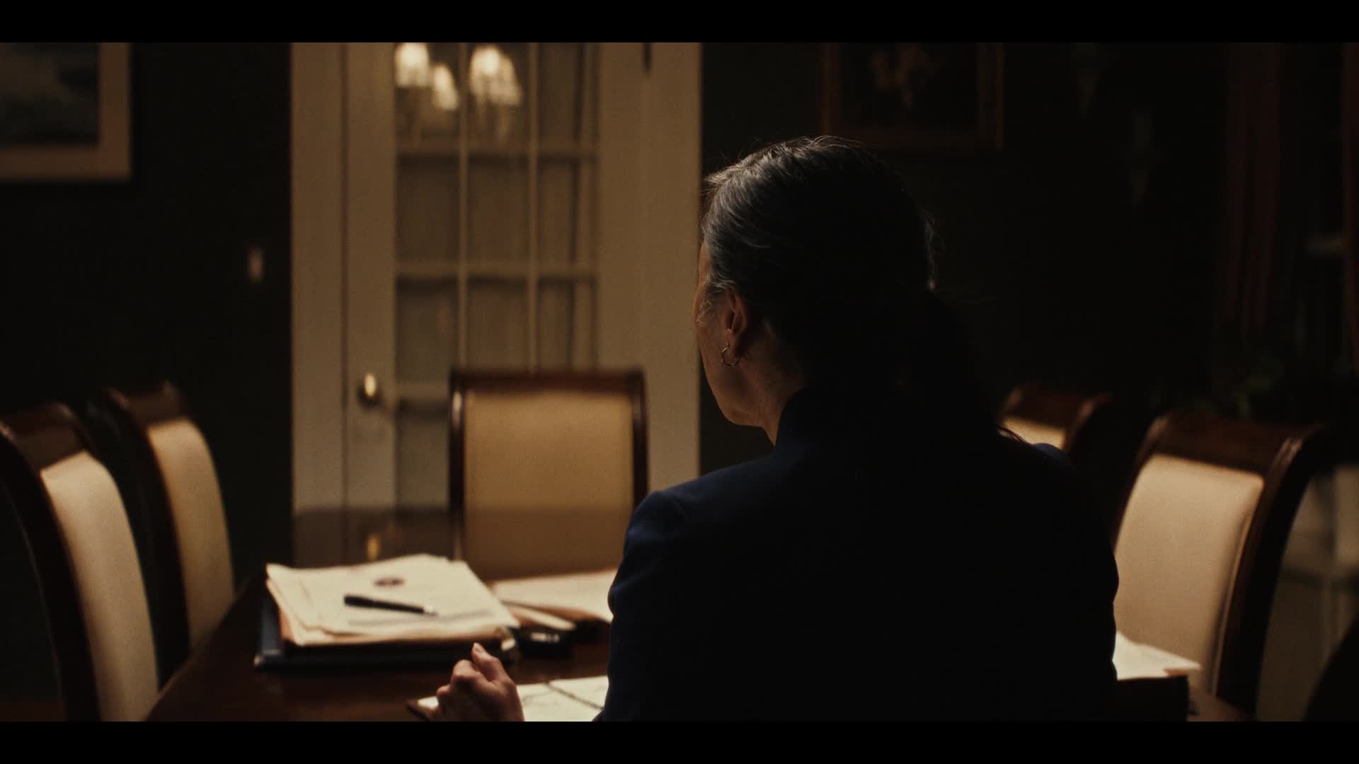 To monstrum ve mně S01E08 {2025} drama, mysteriózní AAC 5 1 1080p CZ dabing mkv