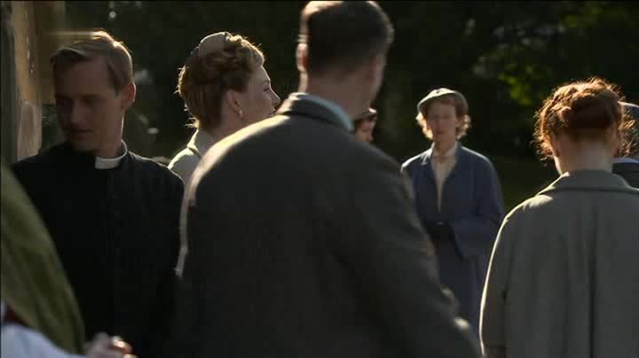 Otec Brown 04 Muž na stromě avi