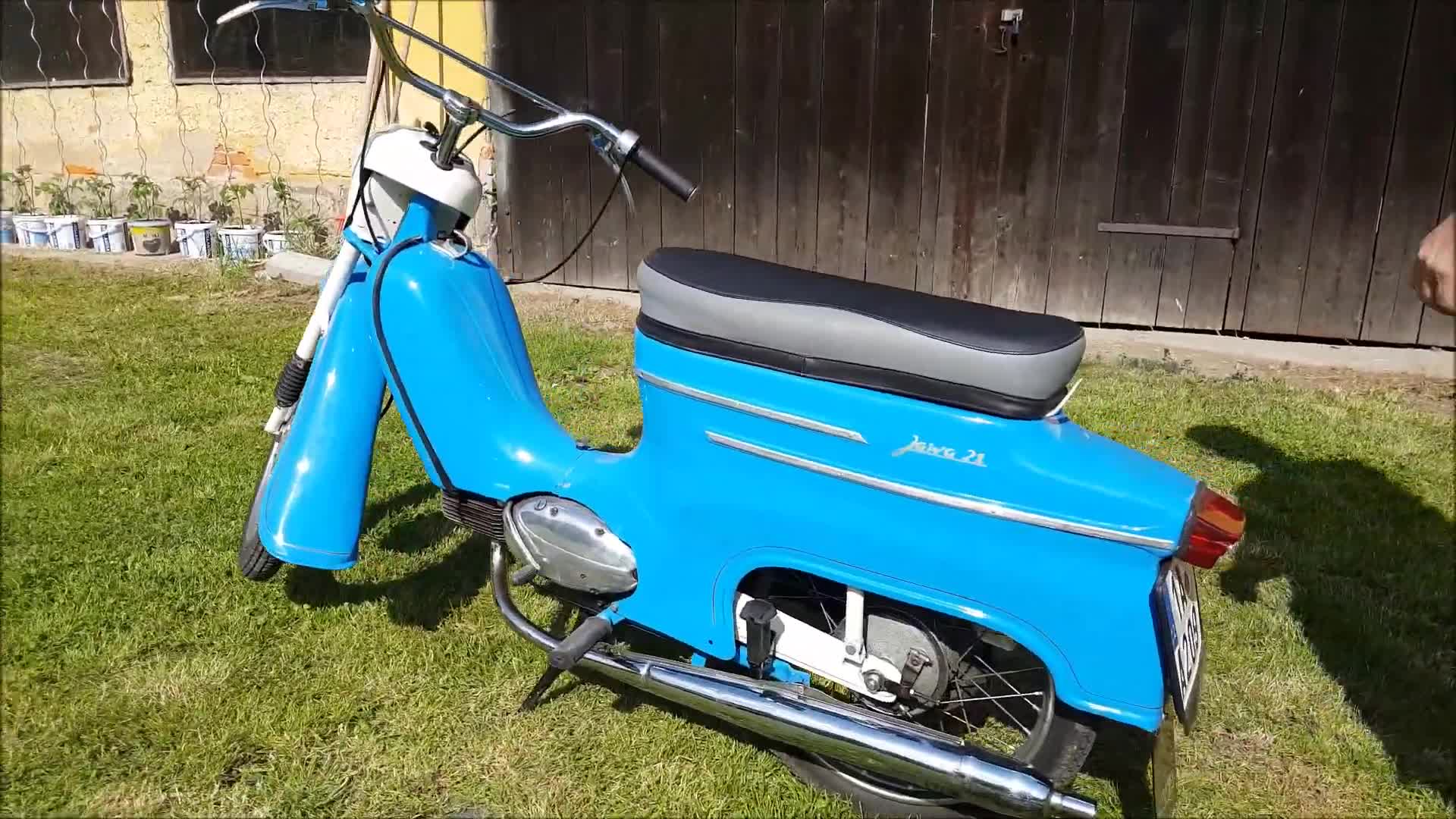 19 Poklady ze stodoly 7 JAWA 50 21 Pionýr mp4