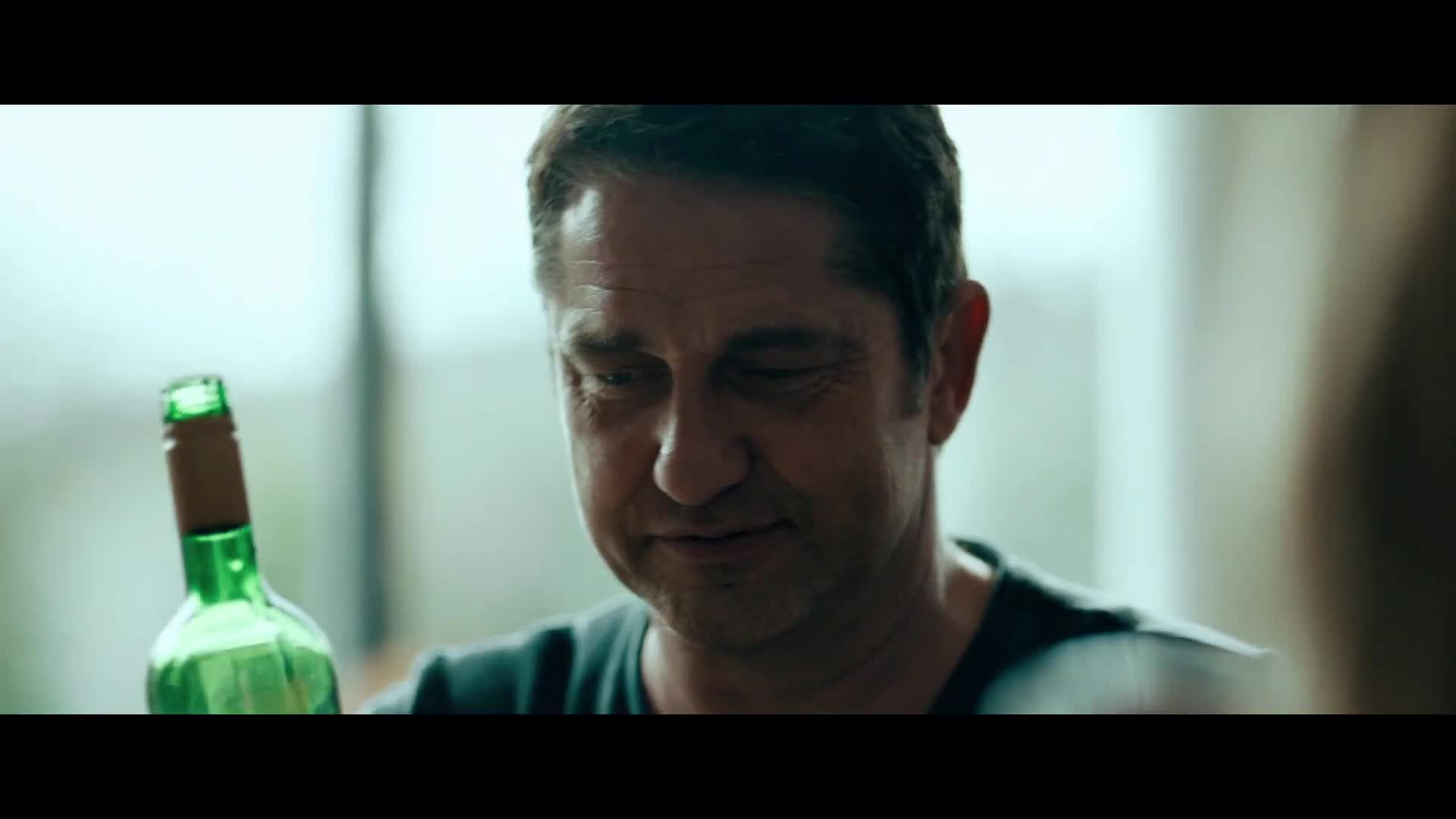 Pád anděla (Gerard Butler,Morgan Freeman,Danny Huston 2019 Akční Thriller Bdrip 1080p ) Cz dabing avi