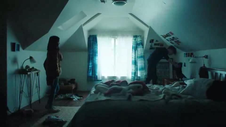 První láska (Anjini Taneja Azhar,Quinn Liebling,Ayla Carda 2020 Drama Romantický Bdrip 1080p ) Cz dabing+cz title avi