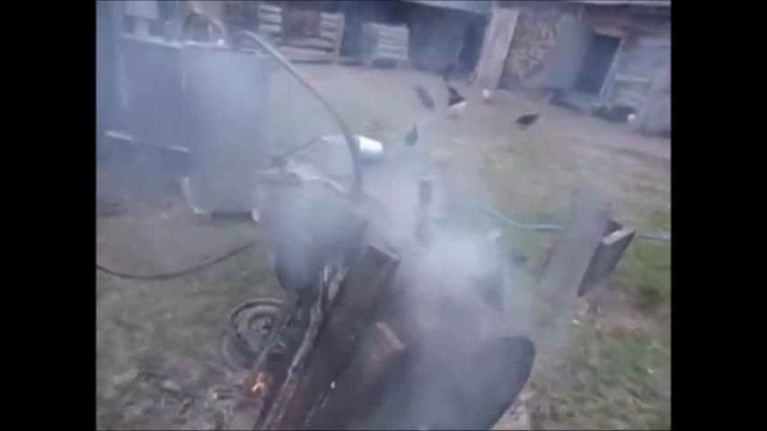 pálení slivovice mp4