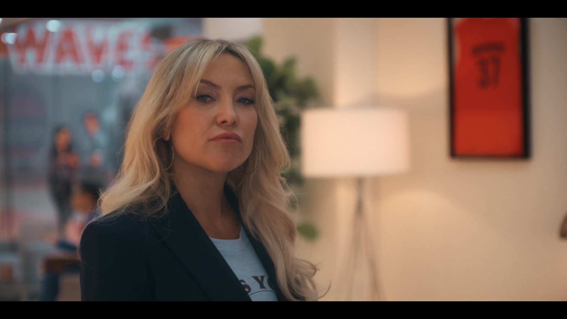 Šéfka hry Running Point S01E01 Pilotní díl (2025) komedie sportovní czdab mkv