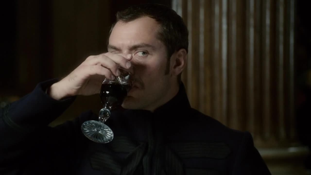 Sherlock Holmes (Robert Downey Jr ,Jude Law,Mark Strong 2009 Akční Dobrodružný Krimi Mysteriózní Thriller Bdrip 1080p ) Cz +Sk dabing mkv