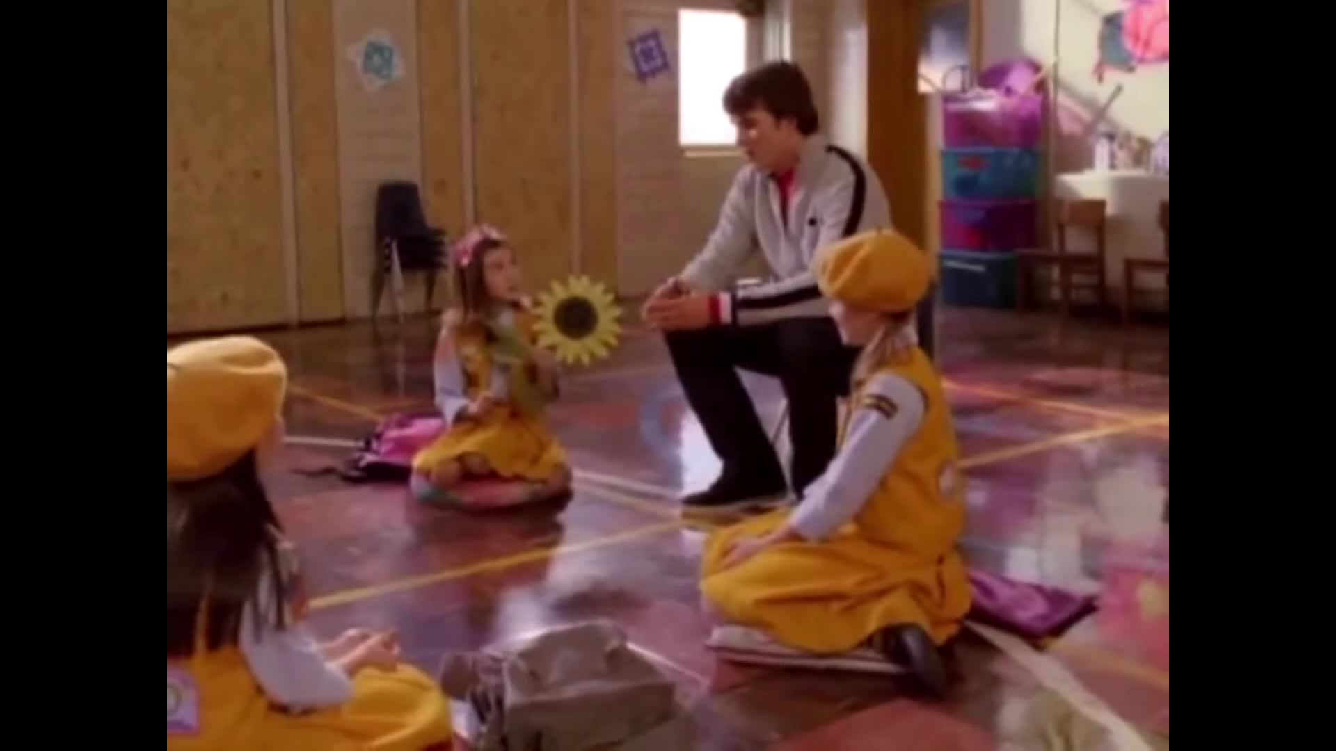 Bratr Rádce (Kelly Gould, Kelsey Asbille, Hutch Danoe 2010 Rodinný Bdrip 1080p ) Cz dabing mkv