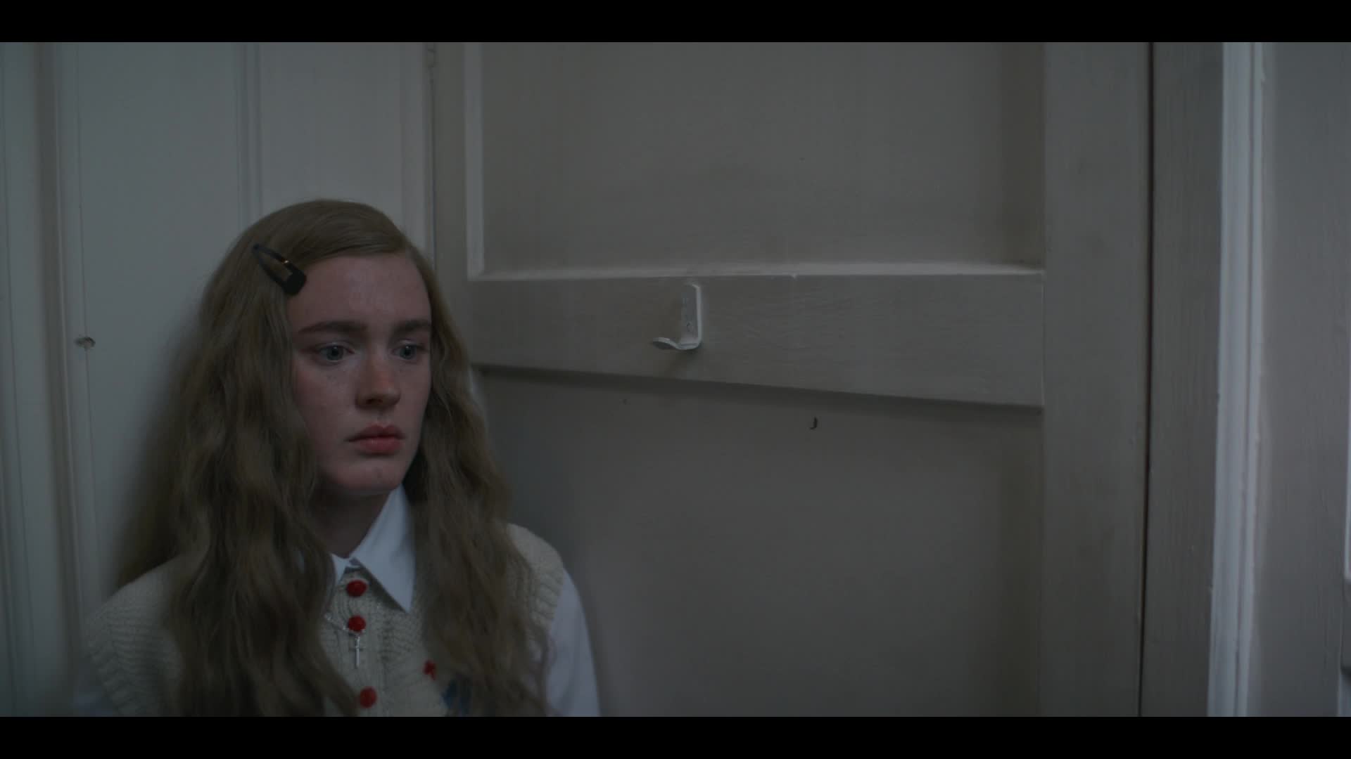 Kdo se modlí, neshoří   Everyone Else Burns S01E04 CZ dabing HD 1080p mkv