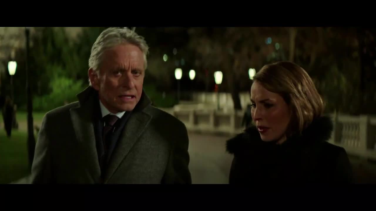 V utajení (Noomi Rapace, Orlando Bloom, John Malkovich, Michael Douglas 2017 Akční Thriller Bdrip 1080p ) Cz dabing mp4